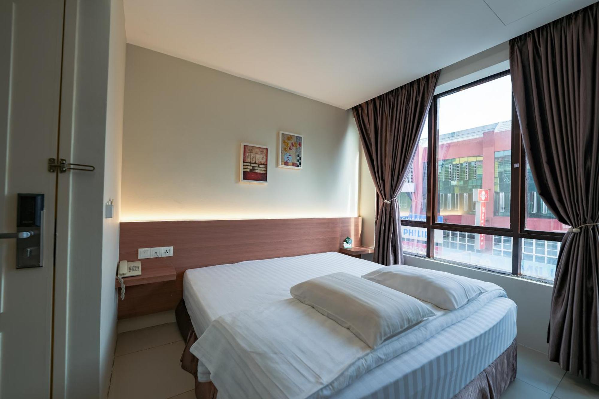Green Hotel Puchong Exterior foto